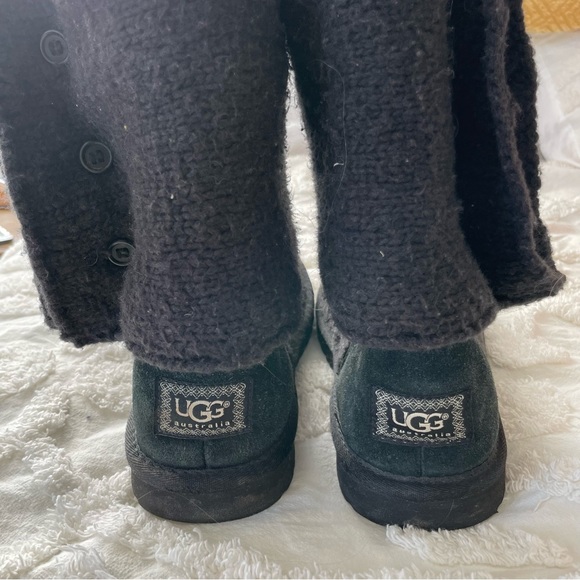 UGG Lattice Cardy Black Boots - Picture 3 of 10